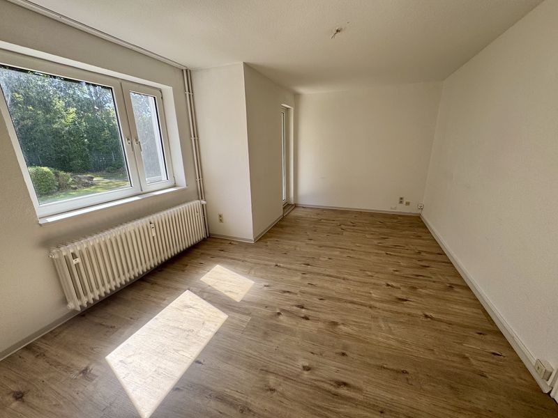 Großzügiges WG-Zimmer mit eigenem Balkon – ideal für Studierende in Salzgitter-Gebhardshagen